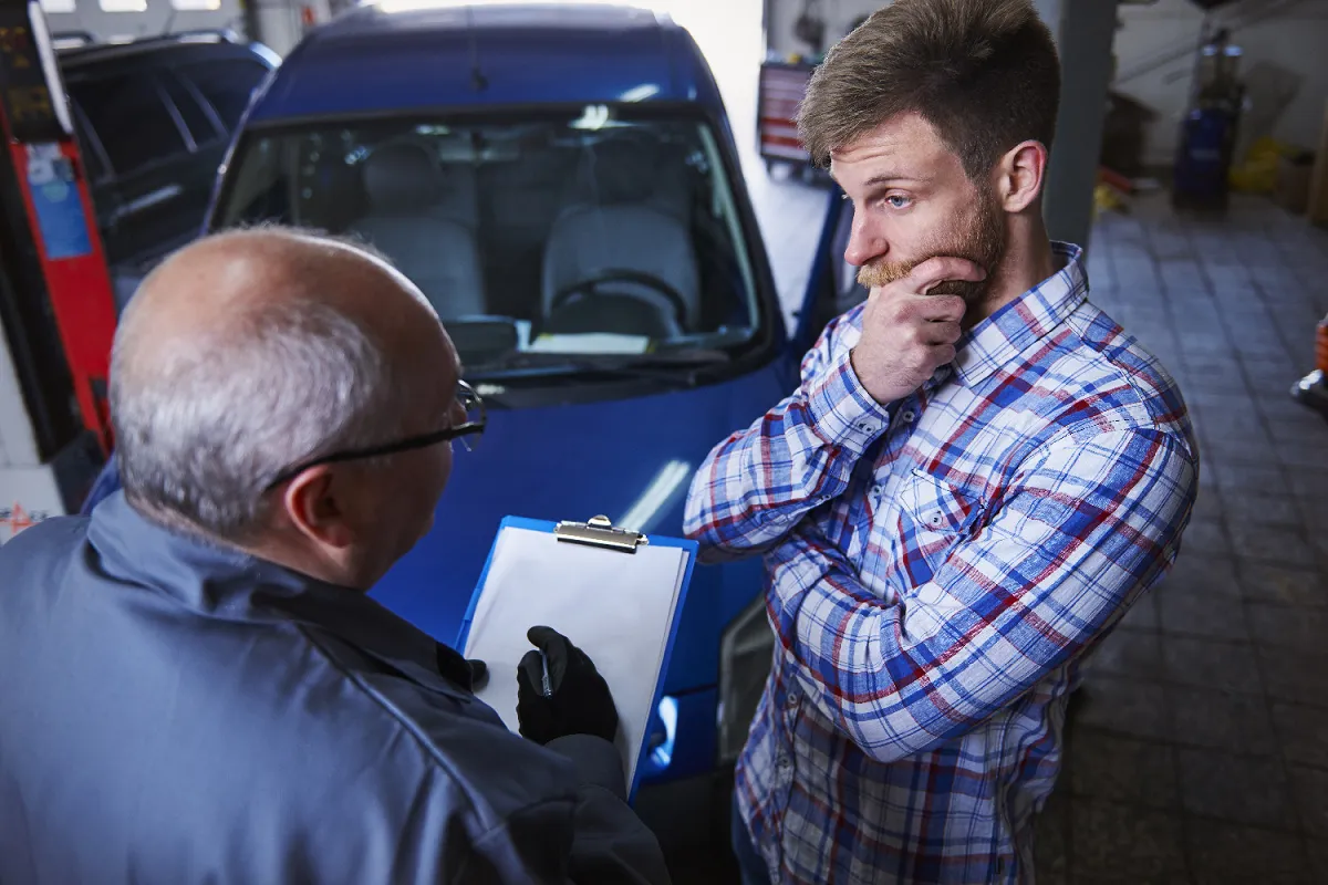 Näin autoliikkeet määrittävät hyvityshinnan - Ymmärrä, miksi et saanut toivomaasi arvoa.