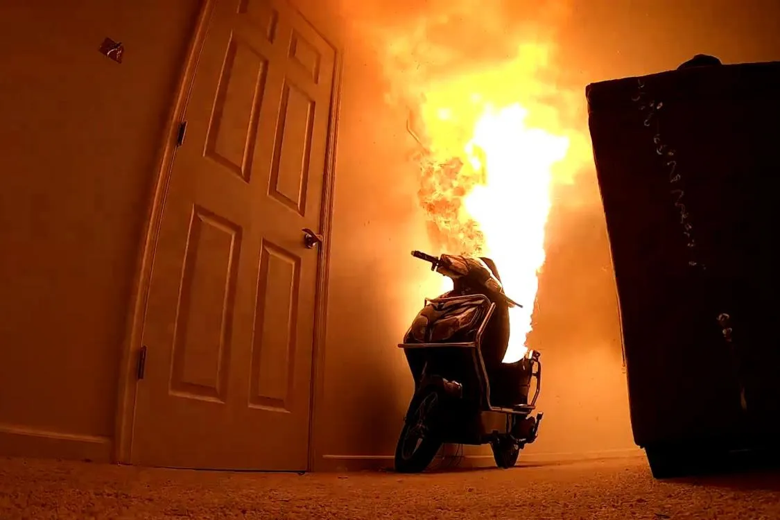 Sähköajoneuvojen akkutulipalot Suomessa 2015–2025 - Osa 1: Tapausanalyysit – Vakavimmat palot ja niiden seuraukset